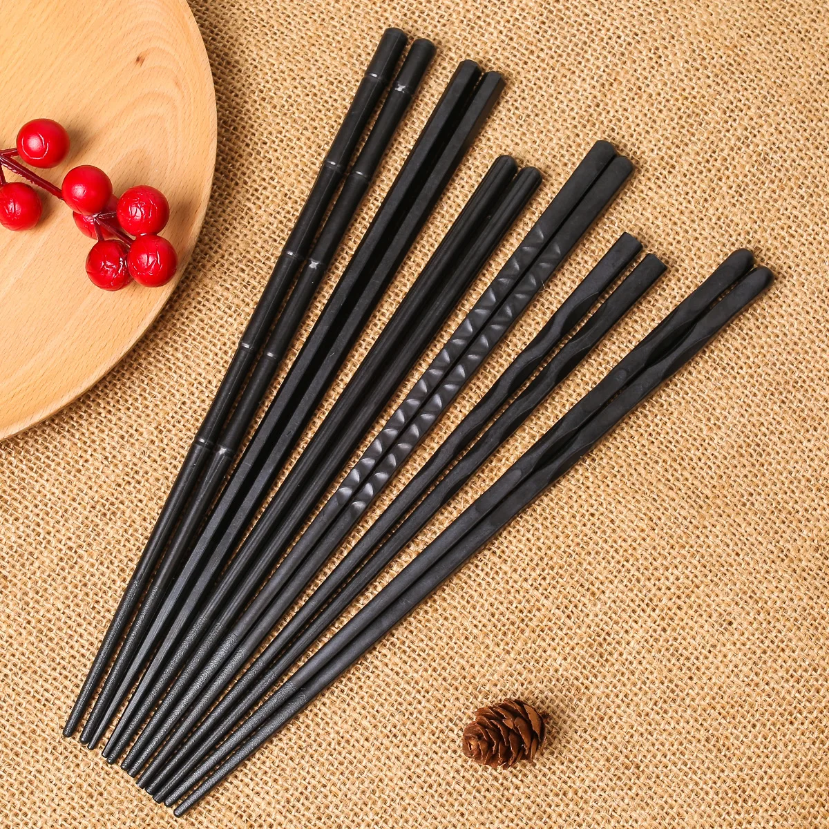 Japanese Style Pure Black Pointed Alloy Chopsticks High-value Anti-mold Chopsticks