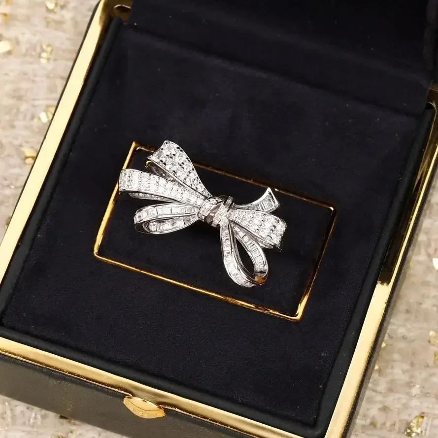 

Europe Top Quality 925 Silver Crystal Bow Ring Woman Luxury Jewelry Designer Brand Wedding Gift Trend