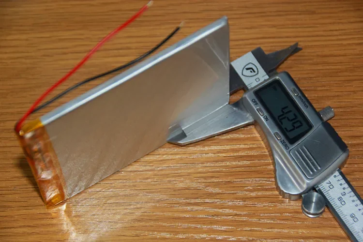 U12 بطارية ليثيوم للكمبيوتر اللوحي 3.7 فولت 4394107   آلة تعلم بوليمر نوح U18 بقدرة 6000 مللي أمبير في الساعة خلية ليثيوم أيون قابلة لإعادة الشحن