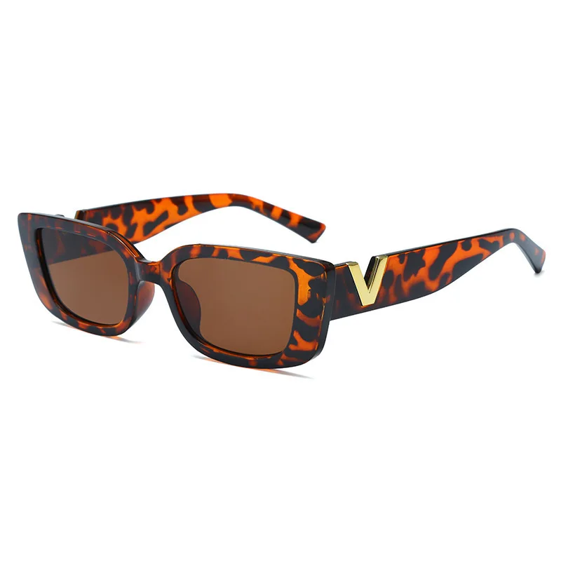 نظارات شمسية جديدة بإطار صغير للنساء، نظارات شمسية لطيفة على شكل هيب هوب بإطار مربع على شكل حرف V