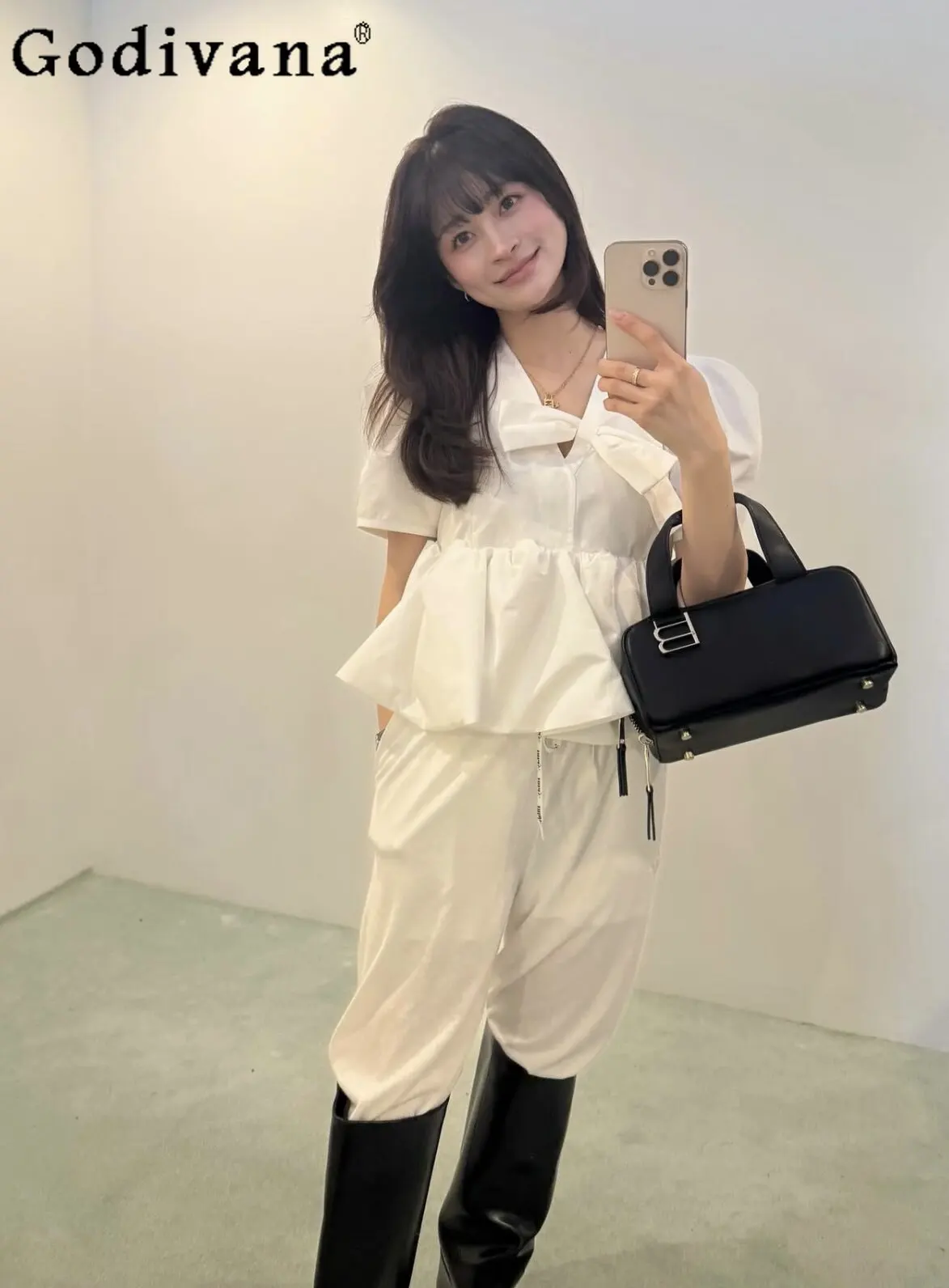 

Japanese Fashion V-neck White Shirt Summer New Clothes Women's Sweet Elegant Bow Ruffle Casual Shirt Ladies Short Sleeve Top