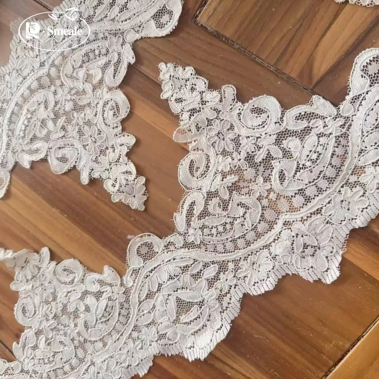5 Yards/Lot. Seilbestickte Wimpernspitzenborte für Hochzeitskleider, DIY Schleierkantenverzierung. Wellenrand-Spitzenbortenstoff – Detail 3