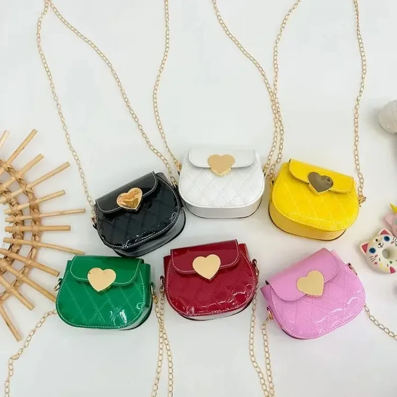 Mini bolsa de ombro com corrente transversal feminina, forma do amor, cor doce, gelatina, única, bolsa nova, moda, dia dos namorados