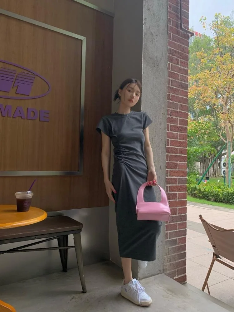 Dames Europese stijl afslankende T-shirtjurk Chique Ronde hals Bodycon Korte mouw Halverwege de kuit X-vorm Lente Zomer Veelzijdig