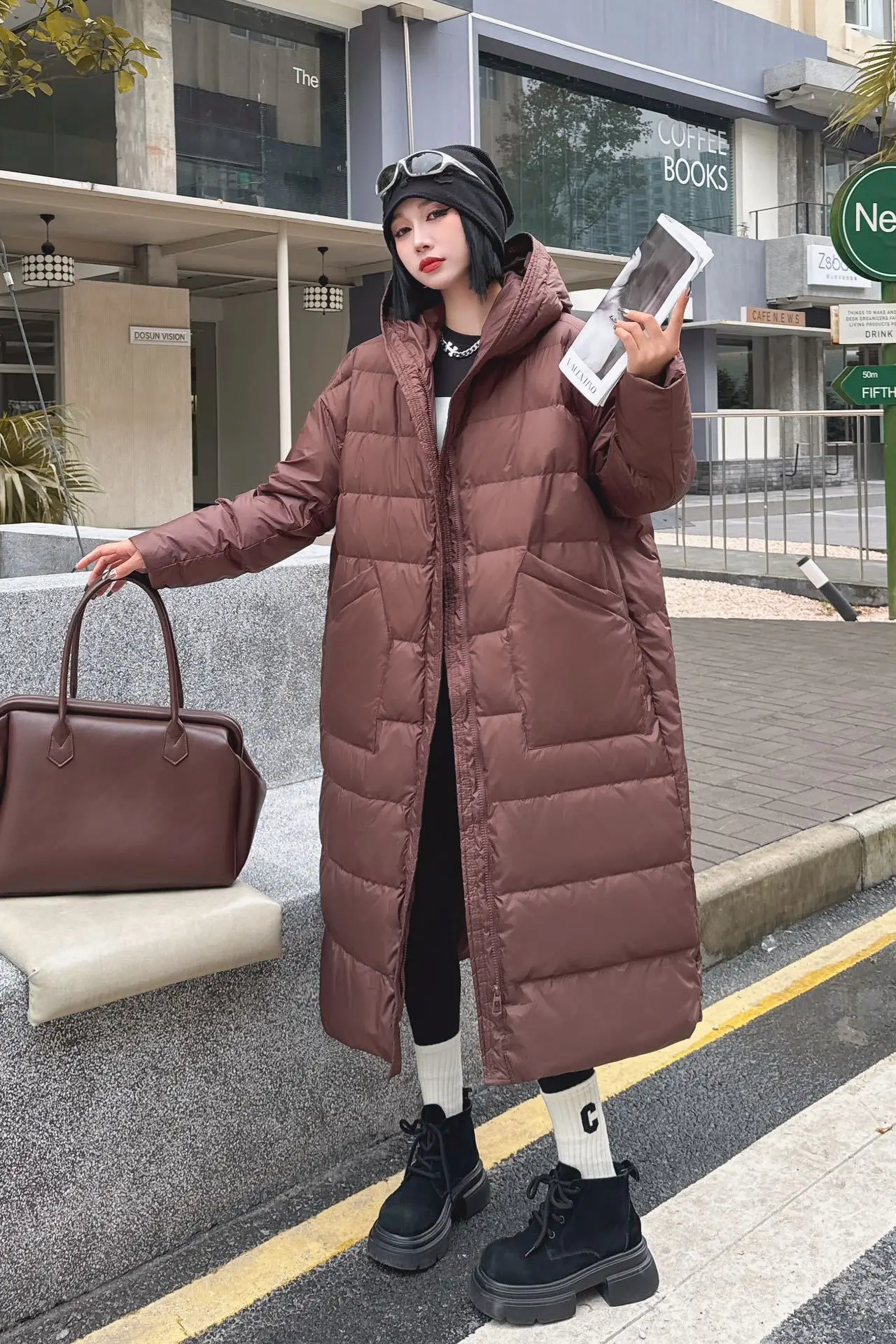 Piumino invernale lungo al ginocchio con cappuccio da donna Piumino d'anatra bianco ispessimento Parker Outwear Giacca trapuntata calda con tasca grande femminile