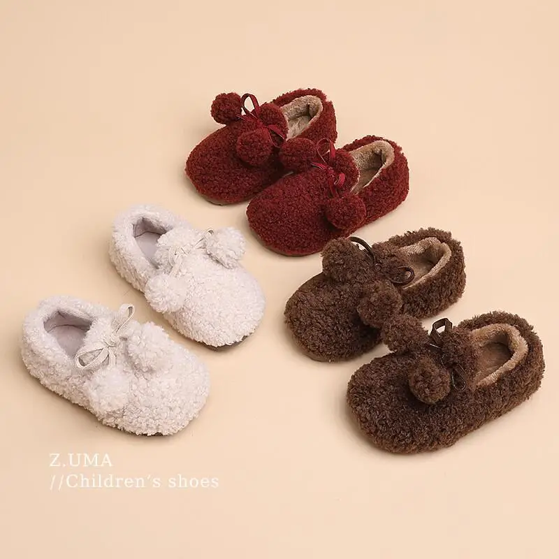 

Kawaii повседневная детская обувь, зимняя плюшевая хлопковая обувь для детей, мальчиков и девочек, уличная теплая обувь с двойным флисом и помпонами, сохраняющая тепло