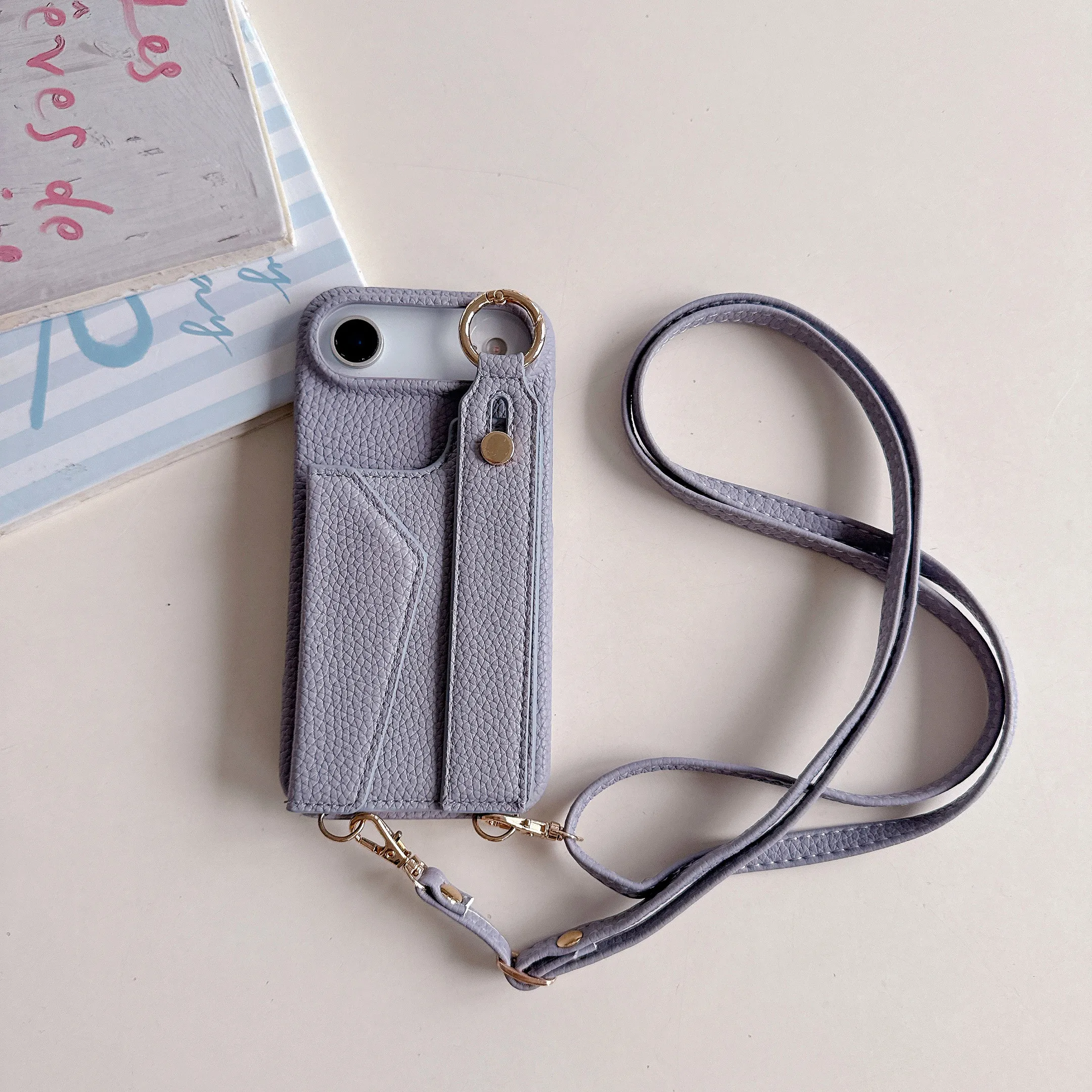 Casing Kulit Magnetik dengan Tali Selempang, Ring Holder, Slot Kartu, dan Tali Panjang untuk iPhone 17 Pro Max 16 Plus 15 14