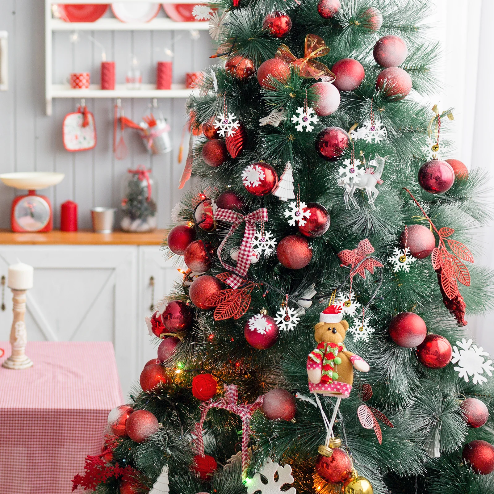 

100Pcs Wooden Christmas Snowflakes DIY Ornaments Smooth Surface Holiday Party Decorations Xmas New Year Wedding Birthday