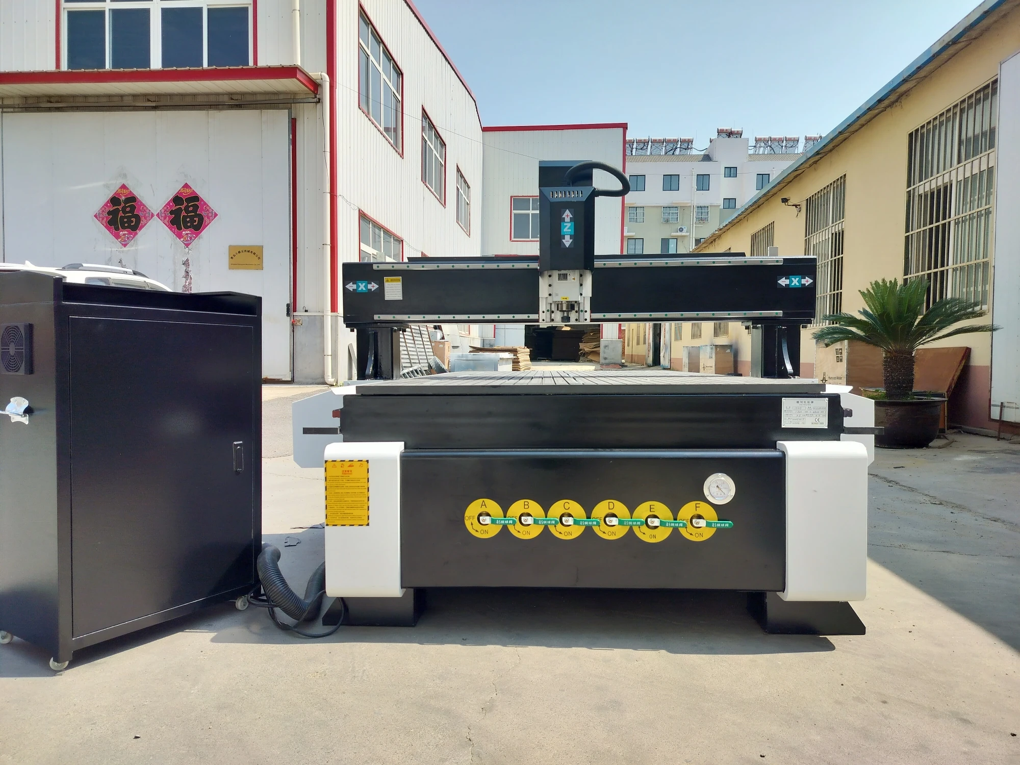 

Well known 3D CNC Wood Carving Machine 1325 Wood Working CNC Router 4*8Ft CNC Milling Machine Price For Wood Working