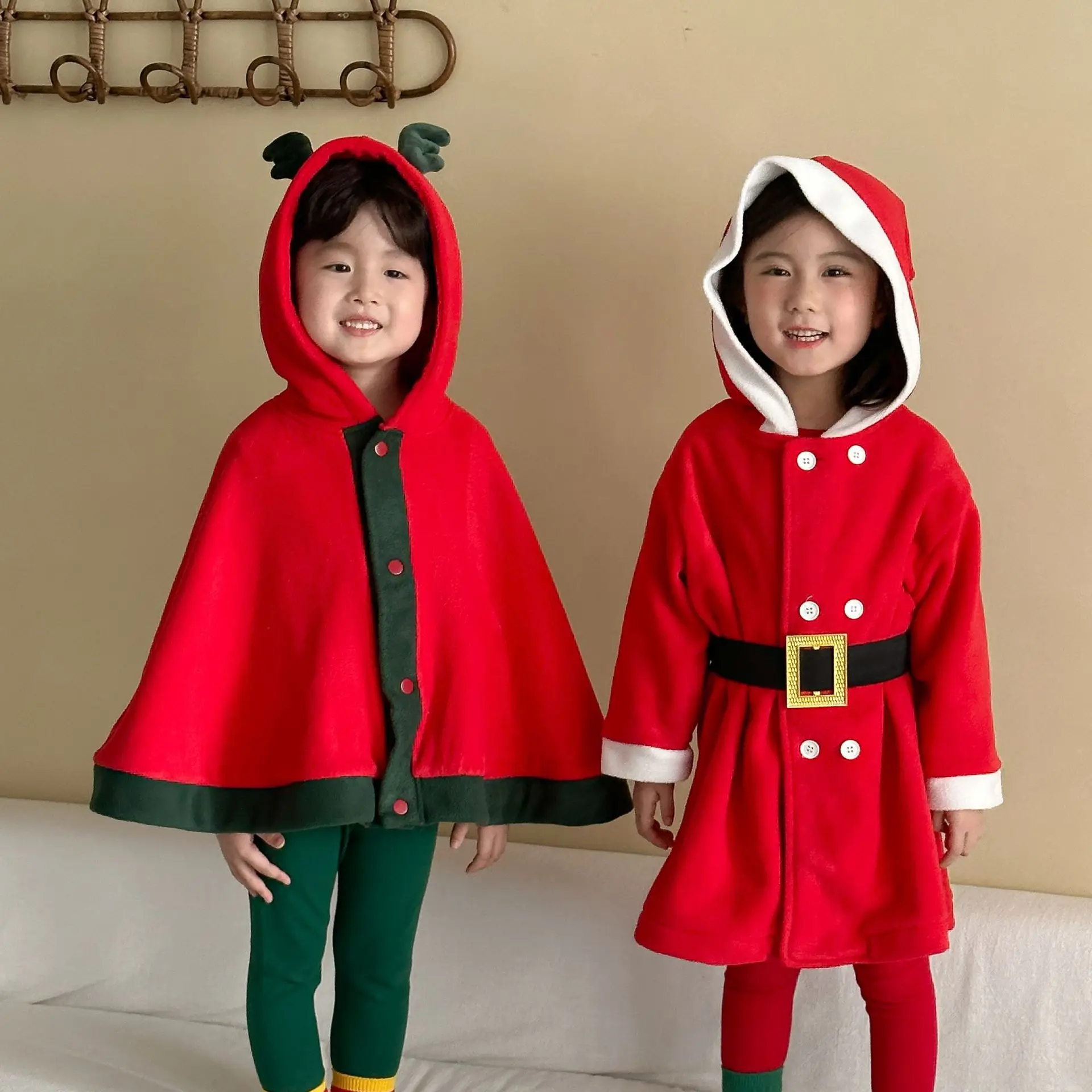 

Christmas Day Children 1-6Y Girl Jacket 2025 Winter Hooded Thick Toddler Girl Coat Cape Plush Kids Baby Girl Performance Costume
