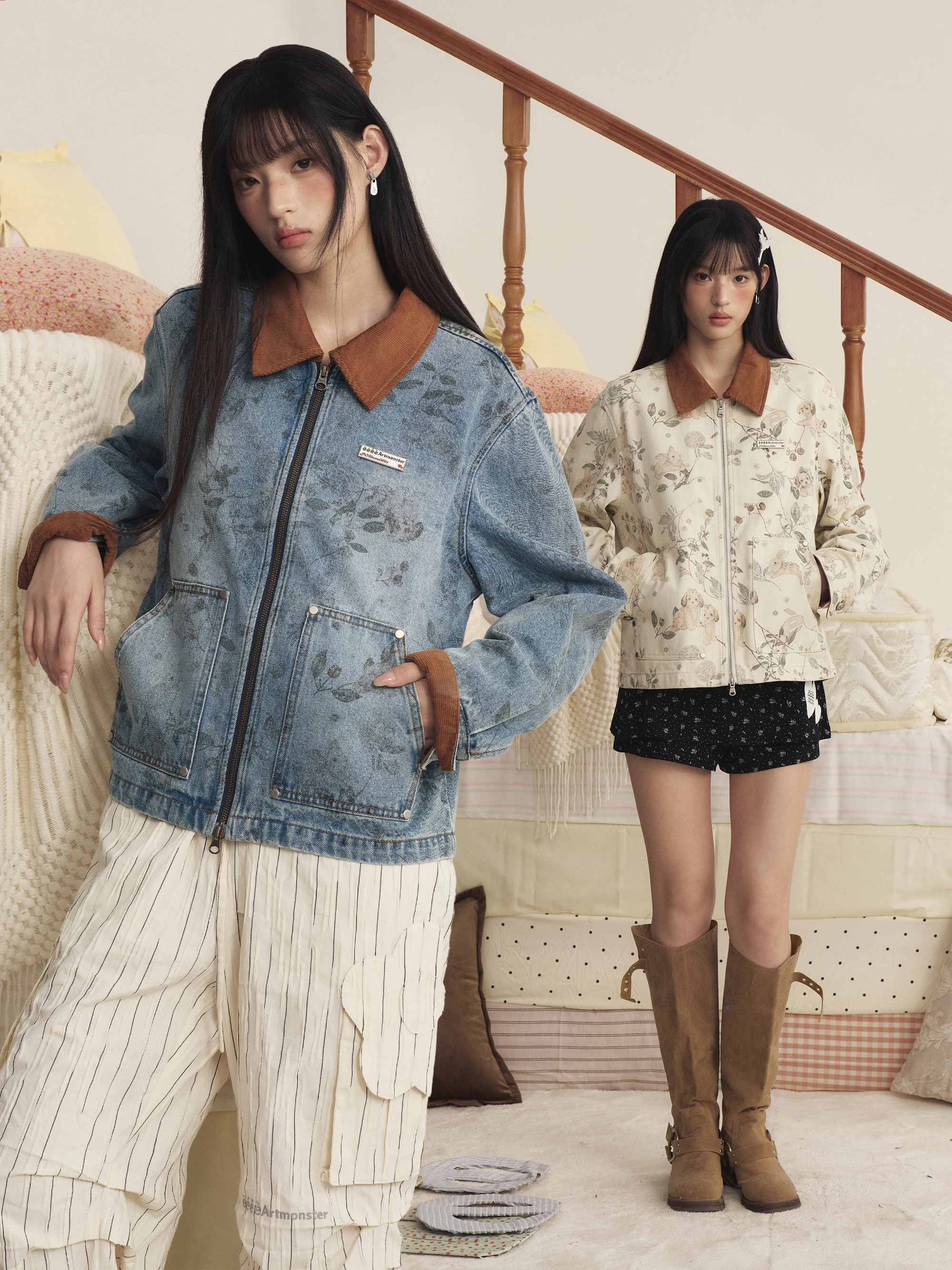 Washed Denim Jacket with Leaf Print And Contrast Collar American Retro Style Autumn Collection for Men Casual Wear