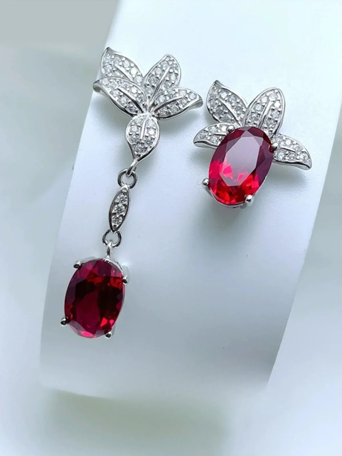 Desire Fashionable Ruby Earrings Trendy Women's 925 Silver Style Small, Exquisite, and Luxurious Design