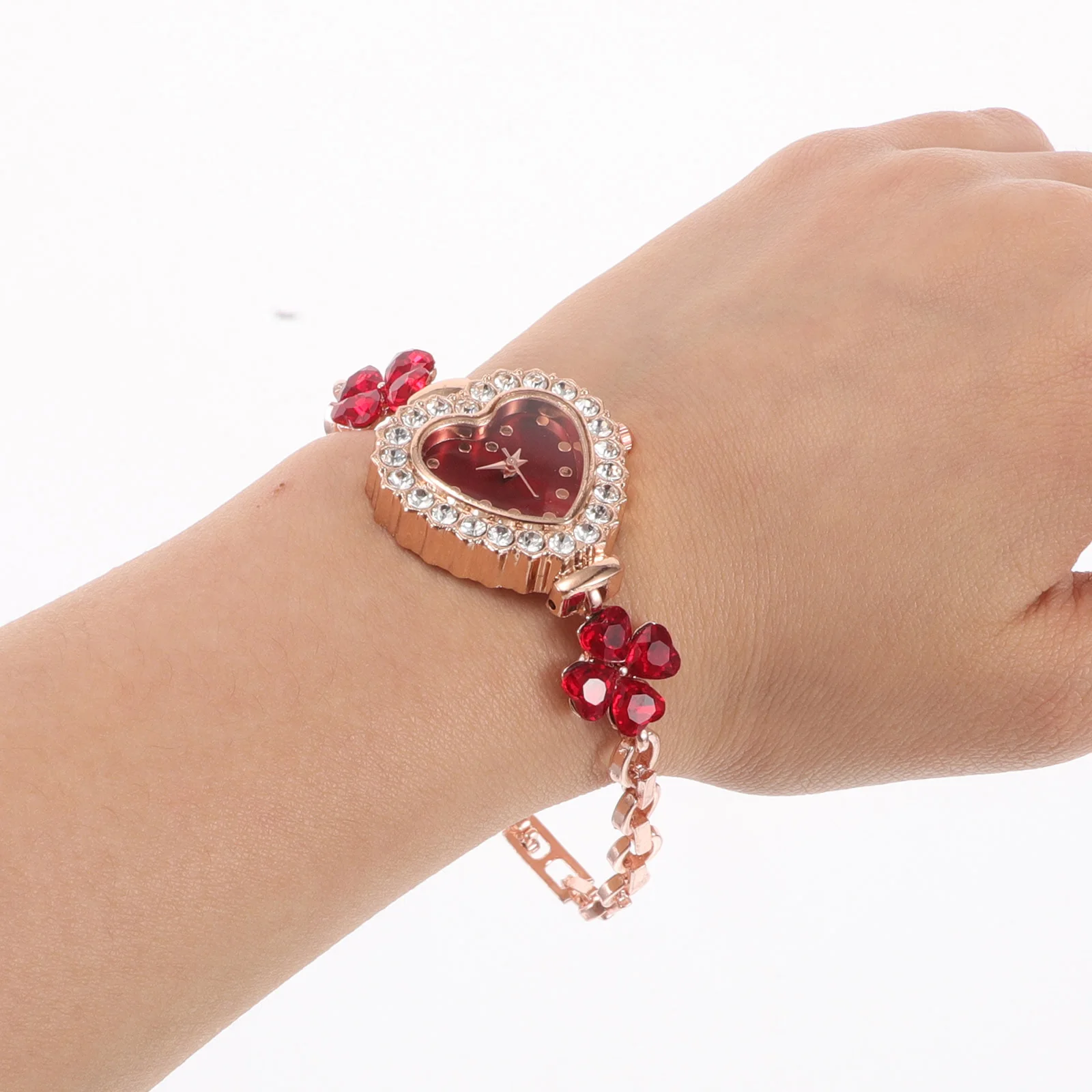 

Heart Shaped Wristwatch Women Casual Wrist Watch Alloy Valentine Day Gift Lightweight Watches