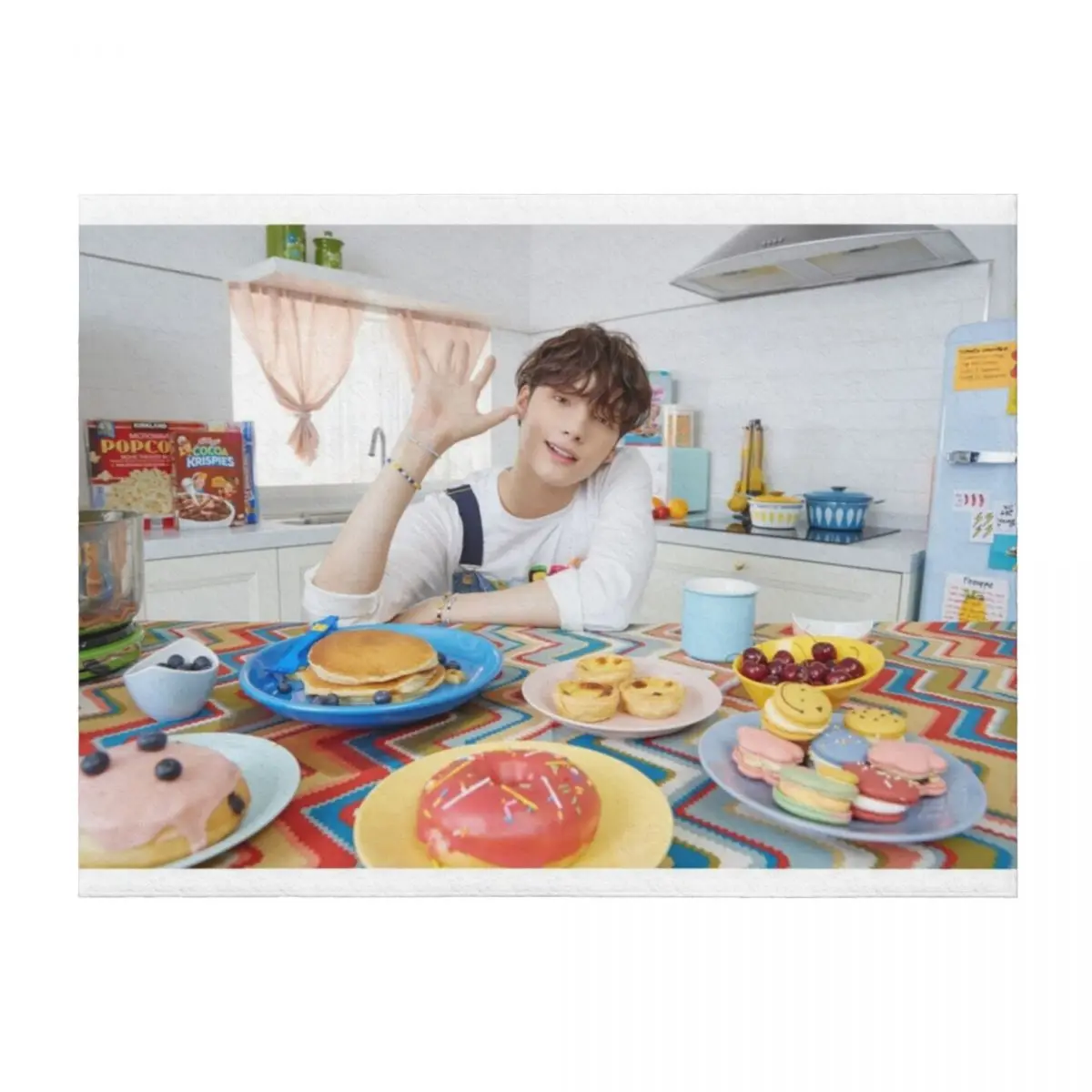 

TXT Hueningkai Throw Blanket Furry Sofa Throw christmas decoration Moving Blankets