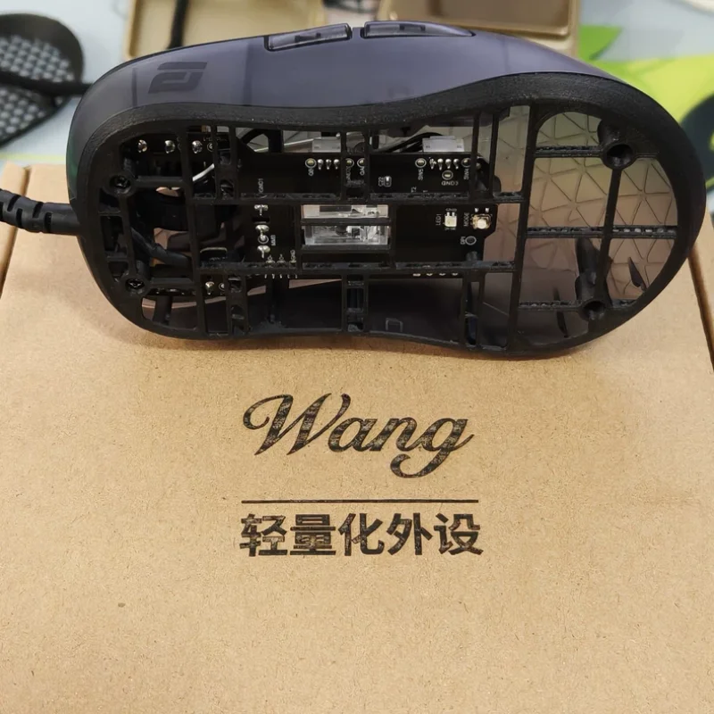 For Xm28k/v2 Weight Reducing Bottom Shell 25%/15% Carbon Fiber Content Lightweight Mouse Base Shell Gaming Accessory Diy