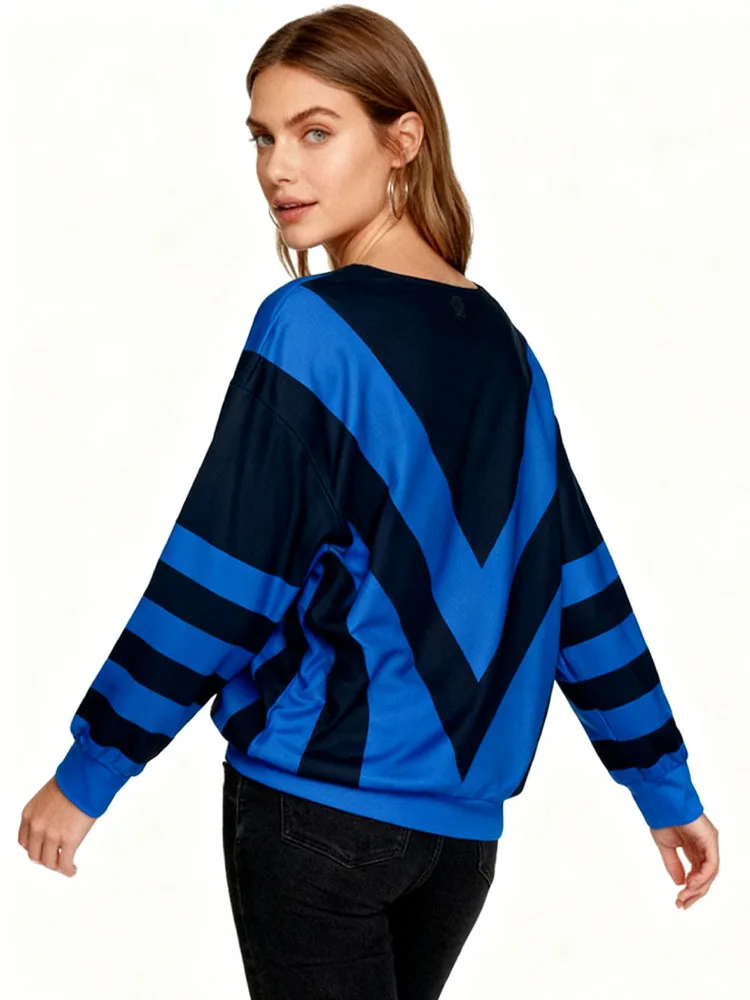 الشارع حجم كبير أزرق أسود اللون كتلة طباعة كبيرة على شكل حرف V نمط متماسكة الجزء العلوي الأمامي نصف البريدي فضفاضة المناسب البلوز التخليص #3