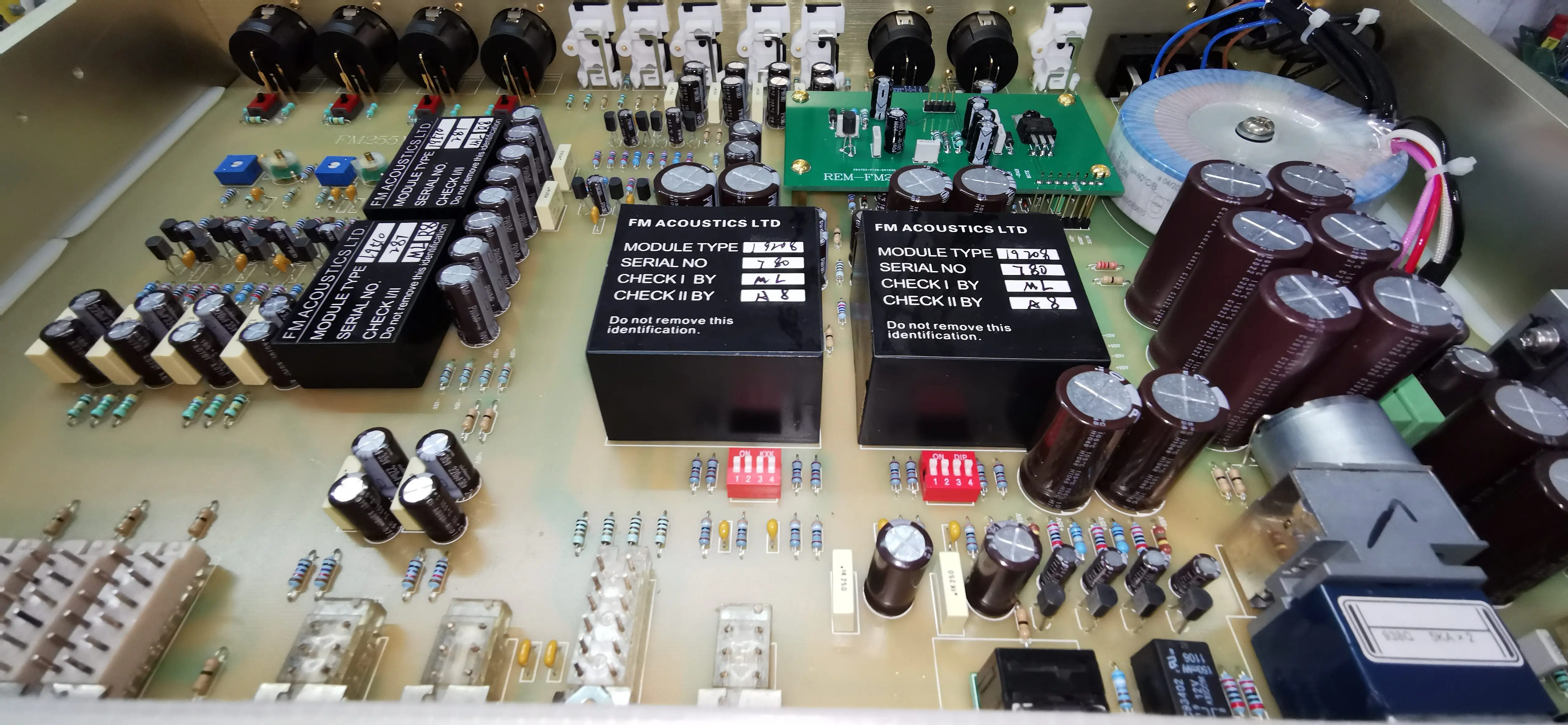 1:1 Study Swiss FM255MK2 balanced single-ended  fever pre-amplifier , Similarity of original machine components is over 95%