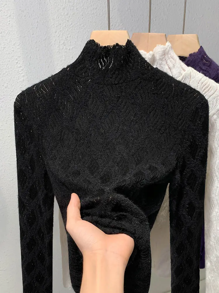 Camisa básica de encaje cepillado de gama alta, cuello semialto de terciopelo, moda y elegante, manga larga ajustada, novedad de otoño e invierno de 2024