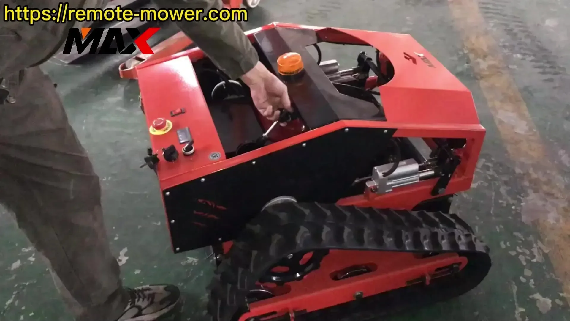 Remote Control Lawn Mower With Disassembled Snow Plow Robot Slope Mower