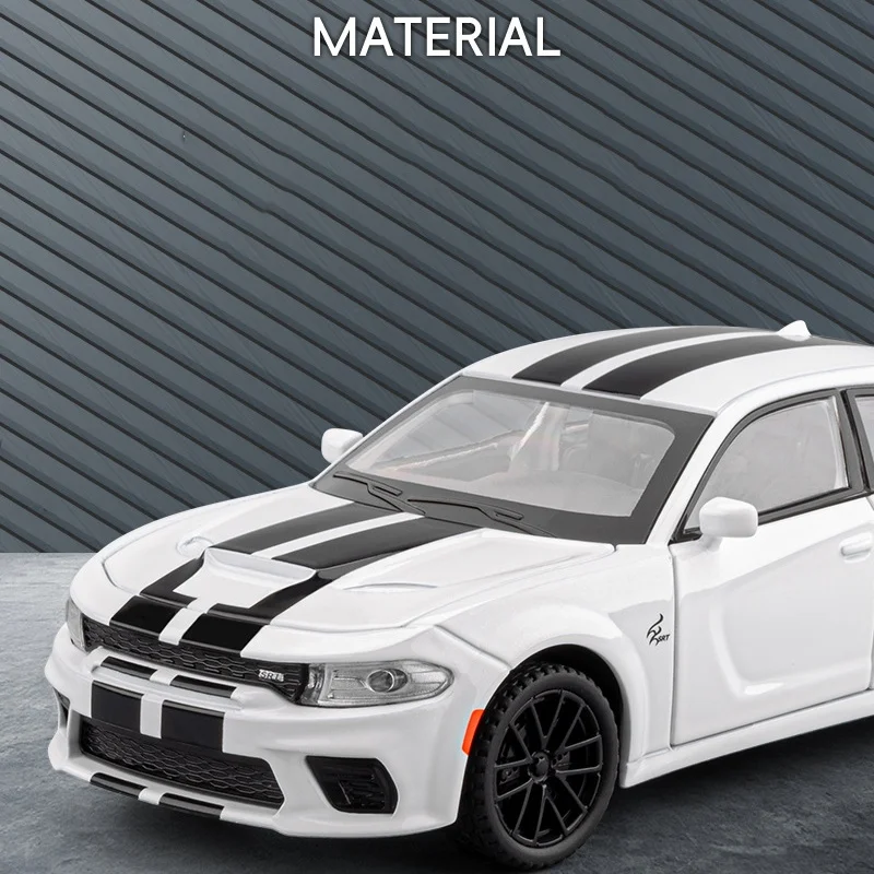 1:32 Charger SRT Hellcat Alloy Muscle Car Model Sound and Light Pull Back Children's Toy Collectibles Birthday Gift