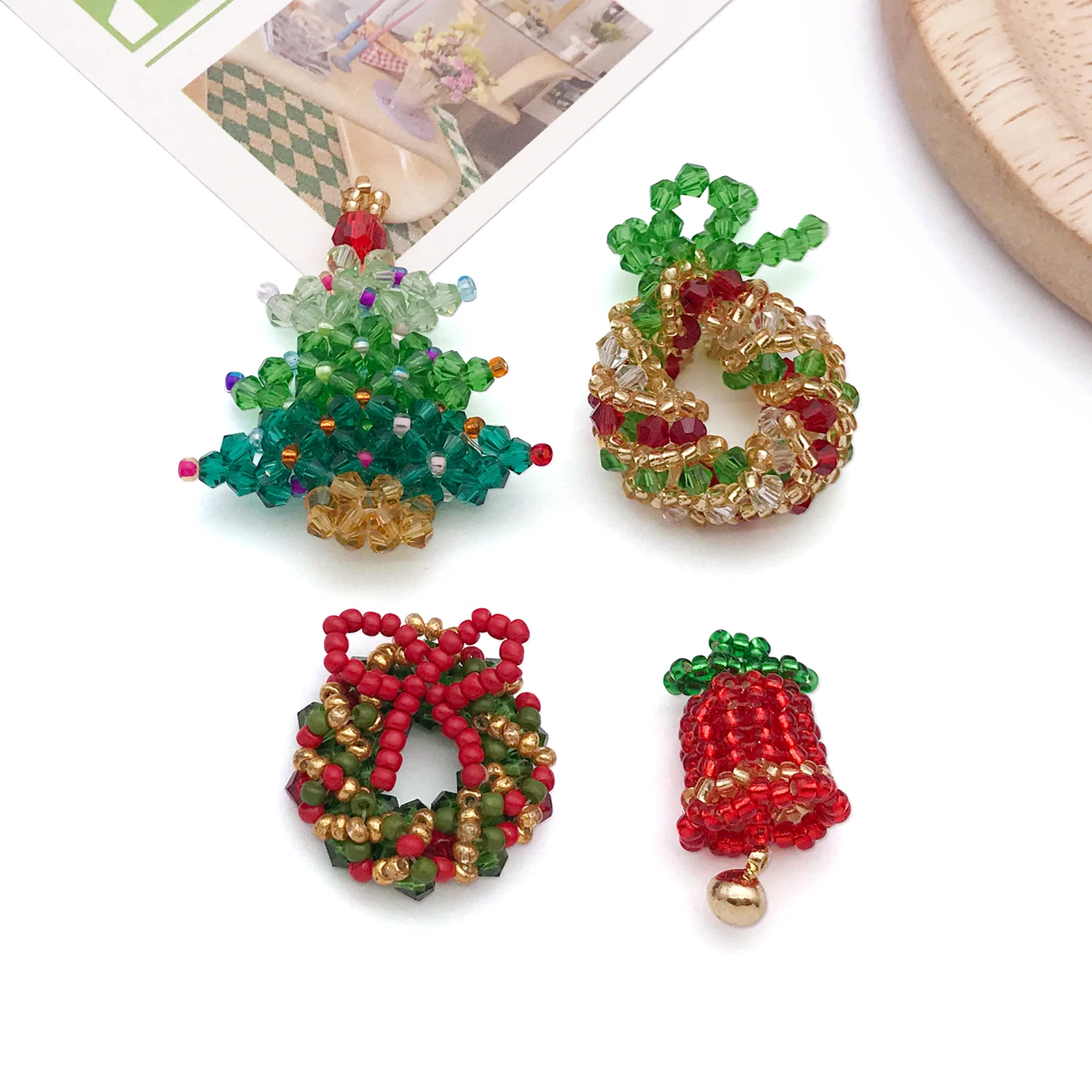 4/5pcs Crystal Beaded Braided Stereo Christmas Series Charms Pendant DIY Making Necklace Bracelet Keychain Jewelry Accessories
