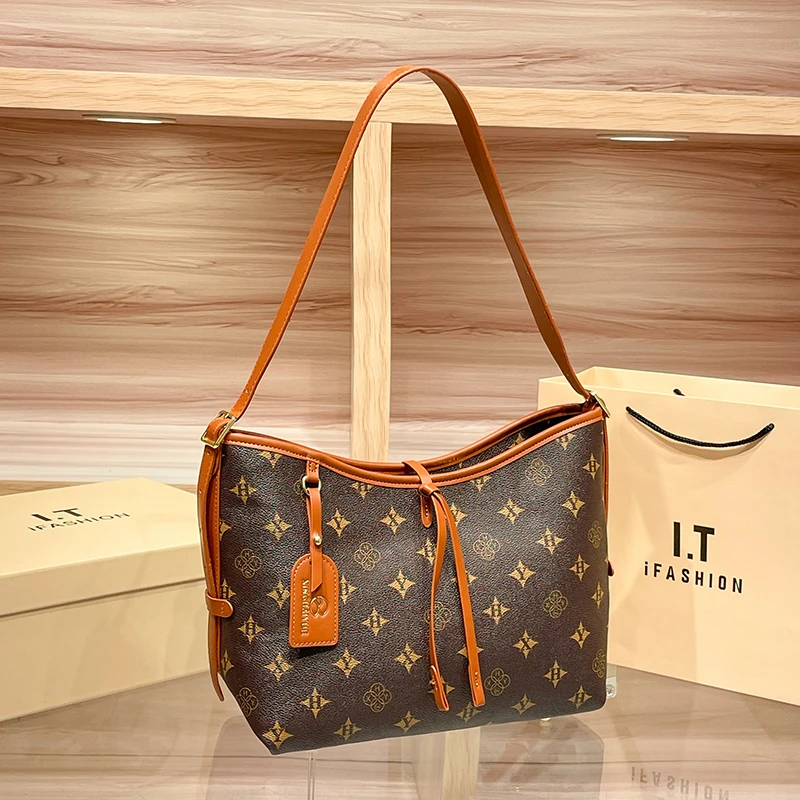 

Sleek City Bag Women Multifunctional Shoulder Handbag Portable Fashion For Metropolitan Lifestyle And Daily Activities