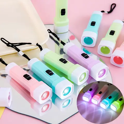 10Pcs 미니 광장 LED 손전등 장난감 아이 생일 파티 호의 웨딩 파티 게스트 선물 할로윈 크리스마스 파티 Pinata 필러