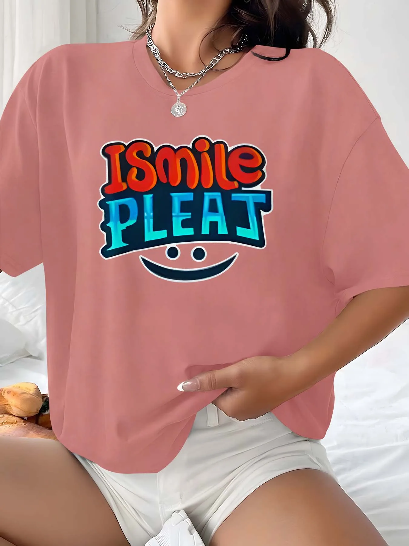 Plus Size Ismile Plooi-geïnspireerde kleding gemaakt voor trendsetters die op zoek zijn, speelse sfeer met verfijnde stijl