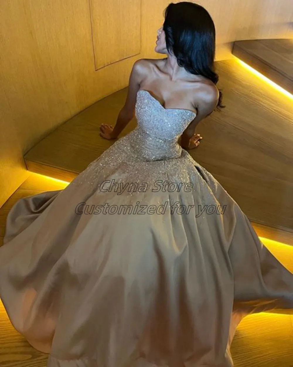 2023 Beadings Sequins Satin Formal Party Evening Gowns  Deep Champagne Tube Top Cocktail Prom Robe De Soirée Graduation Ceremony