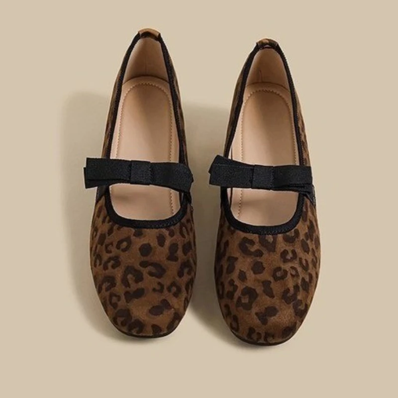 

Leopard Women Flats Shoes Fashion Loafers Bow Summer Sandals Casual Sport Shoes Trend 2025 New Sneakers Shallow Woman Zapatillas