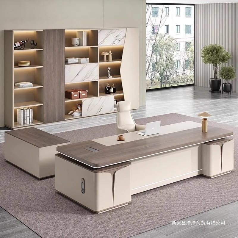 Qu Boss Desk Presid… - image