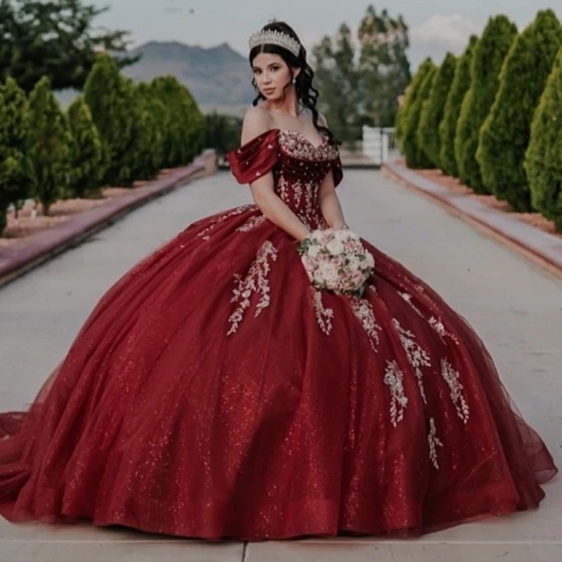 

Red Shiny Quinceanera Dresses Off The Shoulder Applique Lace Beading Crystal Bow Tull Corset Party Birthday Sweet 16 Dress Vesti