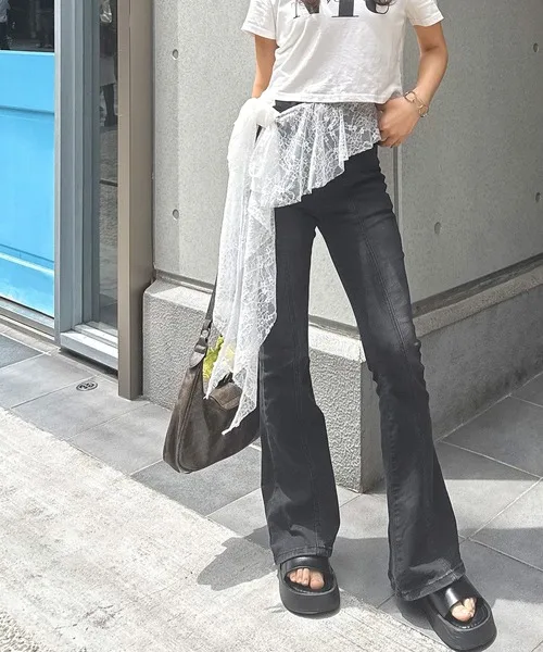 Jeans pantalons décor brodé fleur dentelle Mini jupe irrégulière voir à travers des jupes froncées taille haute Harajuku jupes plissées