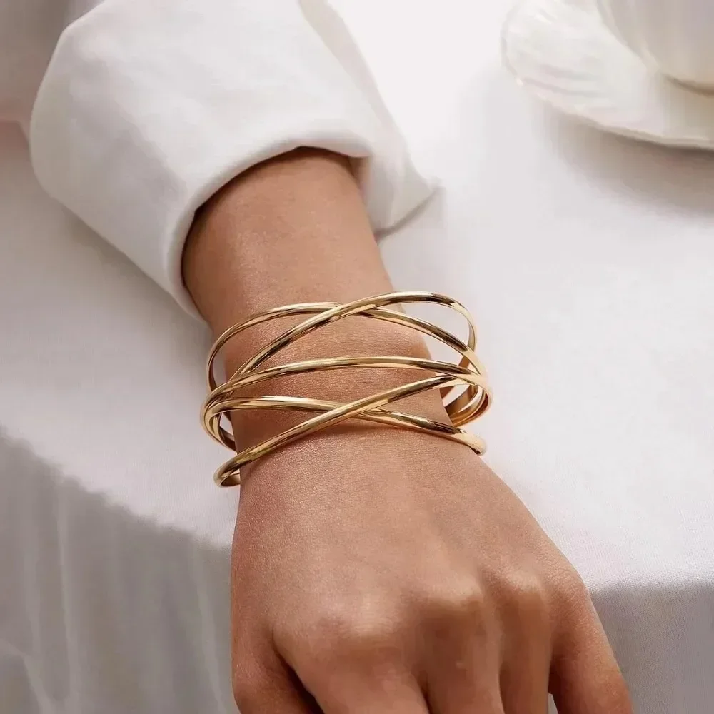 Gold Plated Metal Wire Hollow Luxury Open Cuff Vintge Bracelet Women Teenager Girls Summer Pride Jewellery Women