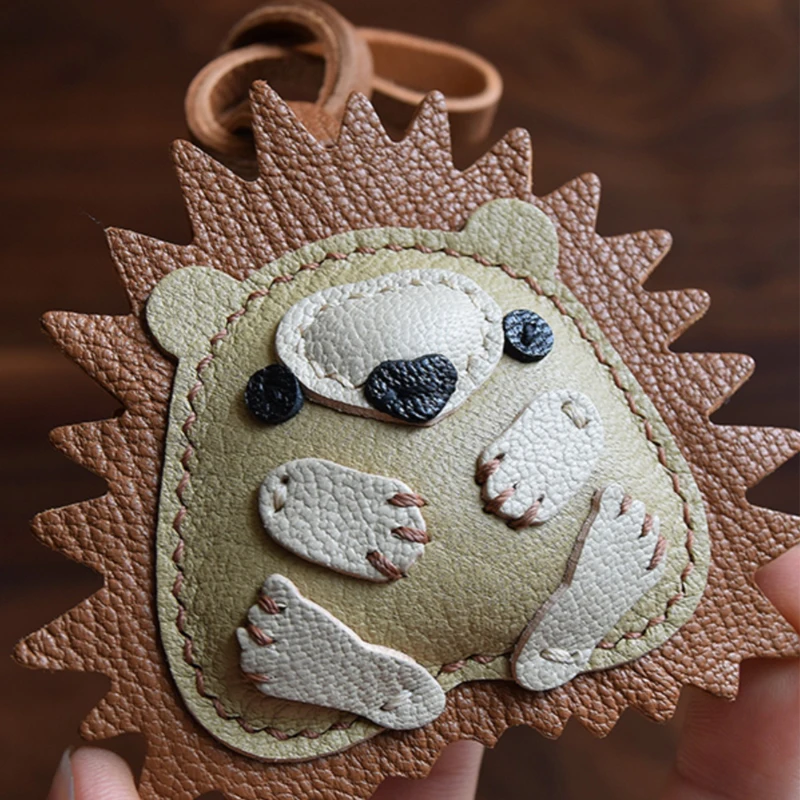 

Handmade Leather Hedgehog Keychain 3D Hedgehog Key Ring Erizo Key Chains Key Holders Bag Charms