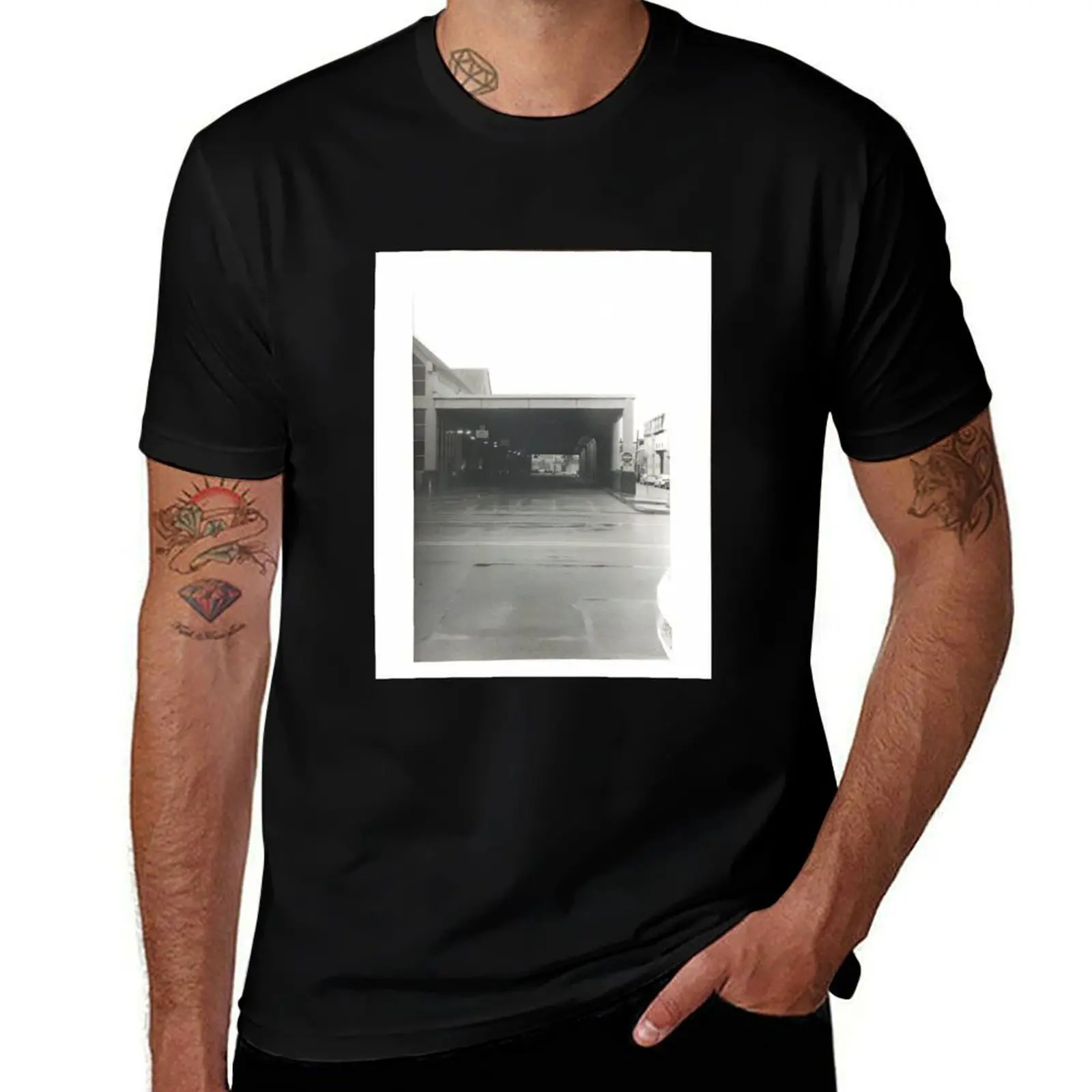 Andrew Train Station T-Shirt Plus Size Lightweight Top T-Shirt
