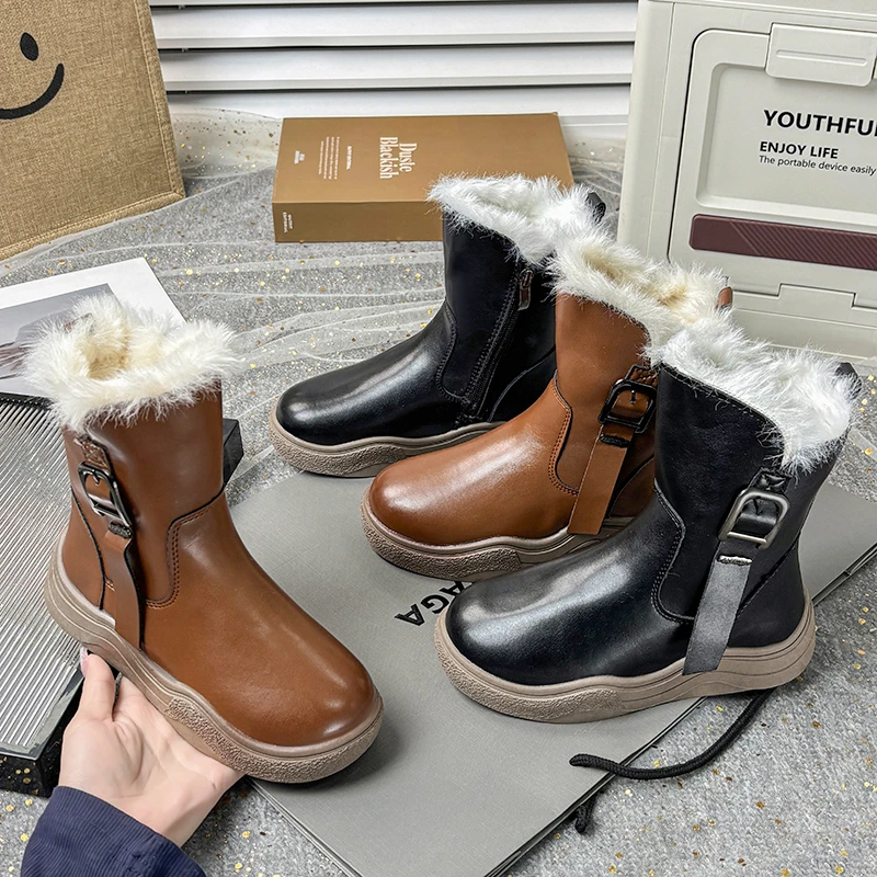 أطفال فو الفراء الأحذية للفتيات 2025 جديد الشتاء الاطفال أفخم بطانة حذاء من الجلد عدم الانزلاق تنفس أحذية المدرسة للفتيات الأحذية
