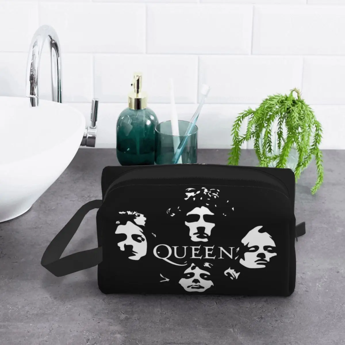 Custom Travel Freddie Mercury Queen Band Toiletry Bag Fashion Makeup Cosmetic Organizer for Women Beauty Storage Dopp Kit Box