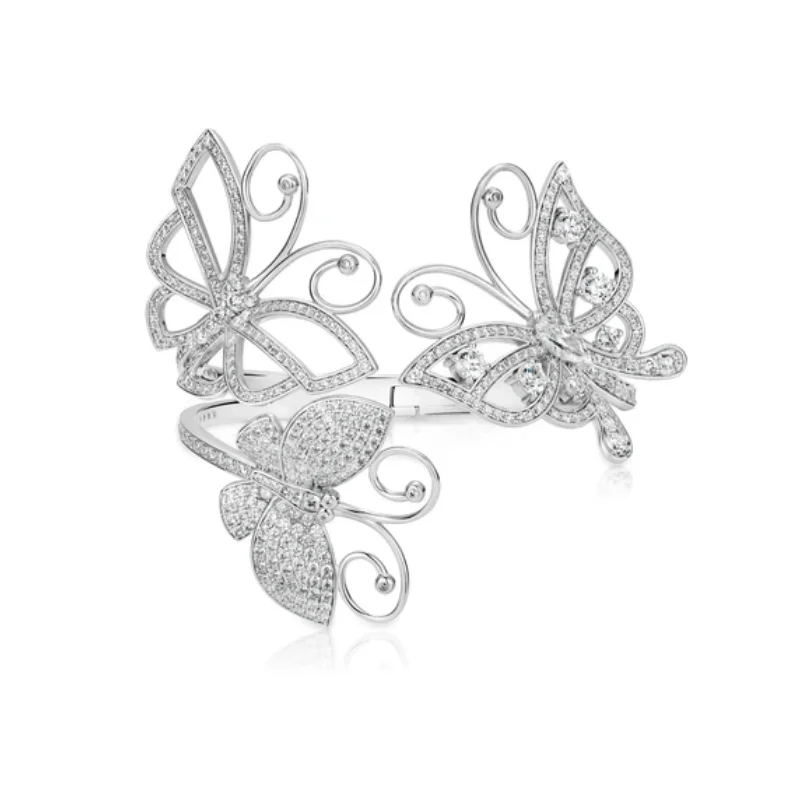 Cameo 925 Silver Synthetic Zircon Bracelet Dancing Butterfly Hollow Fashion Style Charm Women's Elegant Bracelet