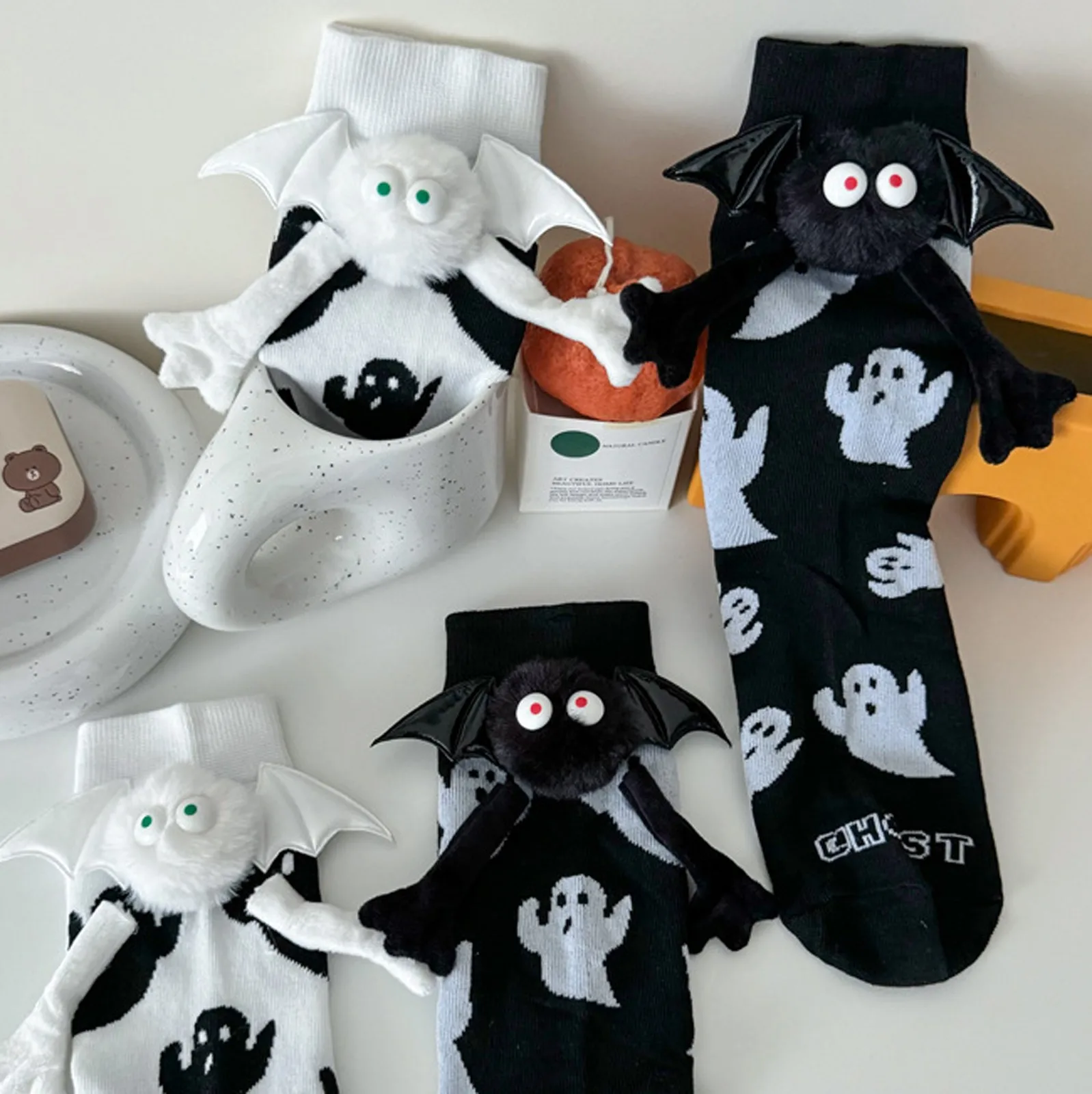 Women\'S Halloween Socks Cute No Magnetic Hand In Hand Socks  And White Ghost Middle Tube Cartoon Socks Funny Socks косплей аниме