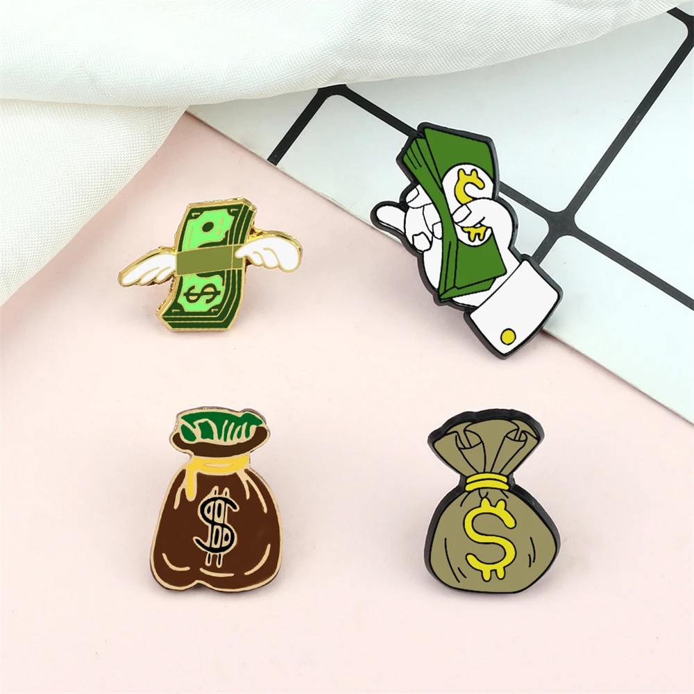 Creative Wings Money Brooch Holding a dozen Dollars Lapel Pin Cartoon Funny Wallet Backpack Lapel Badge for Friends Gift Jewelry