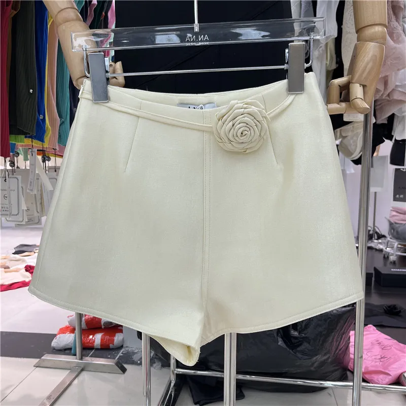 Slimming Wide Leg Pants Women's Summer 2024 New Style Butt Lifting Versatile Elegant Hot Pants 3D Flower Narrow Belt