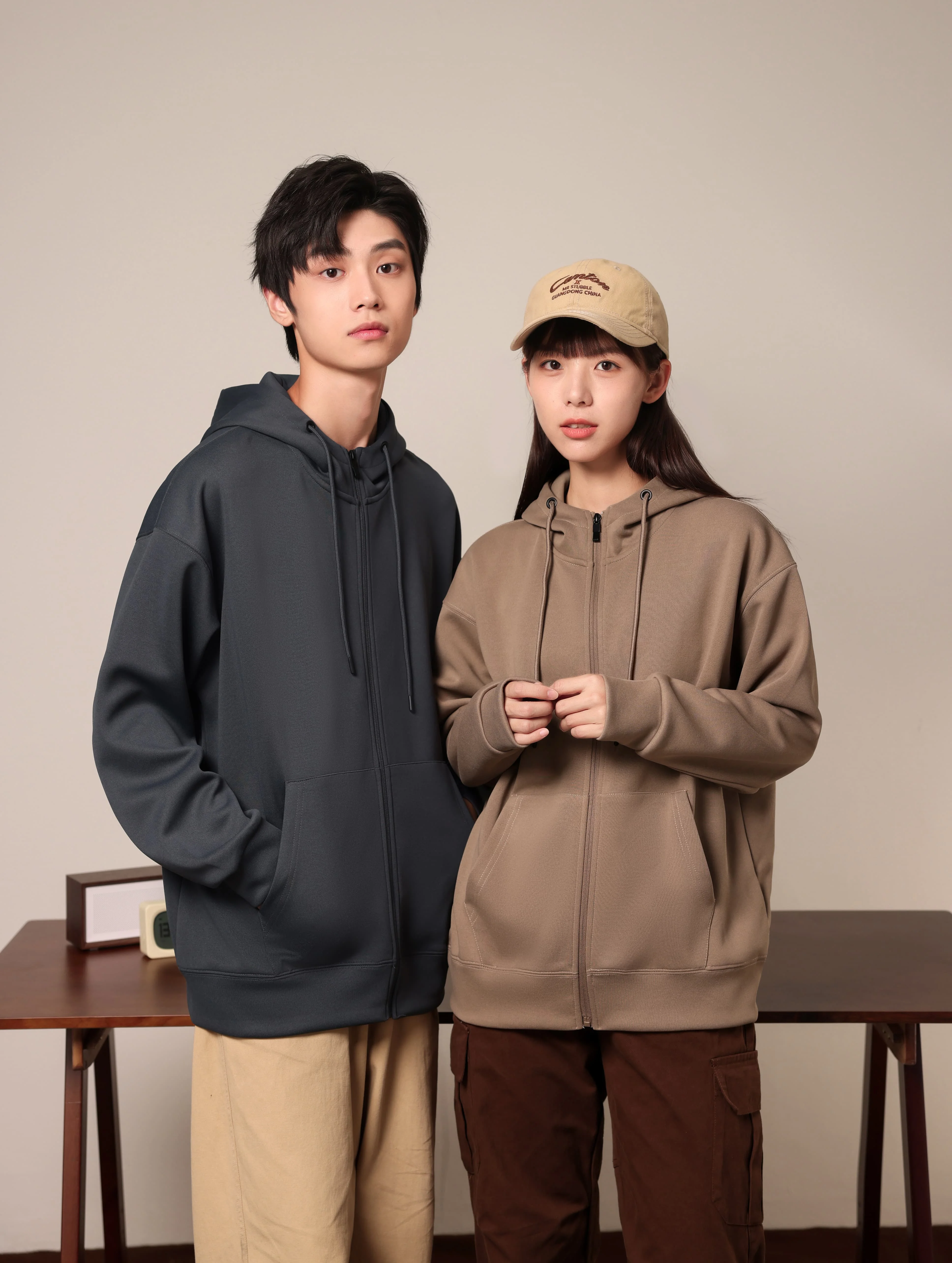 

Мужские и женские большие толстовки на молнии. Весенне-осенние повседневные и удобные свободные толстовки с карманами-кенгуру.