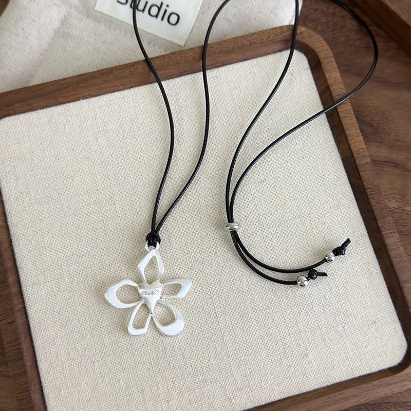 Silver Cutout Flower Necklace Black Adjustable Rope Long Sweater Chain Korean Style Premium Delicate Lightweight for Women
