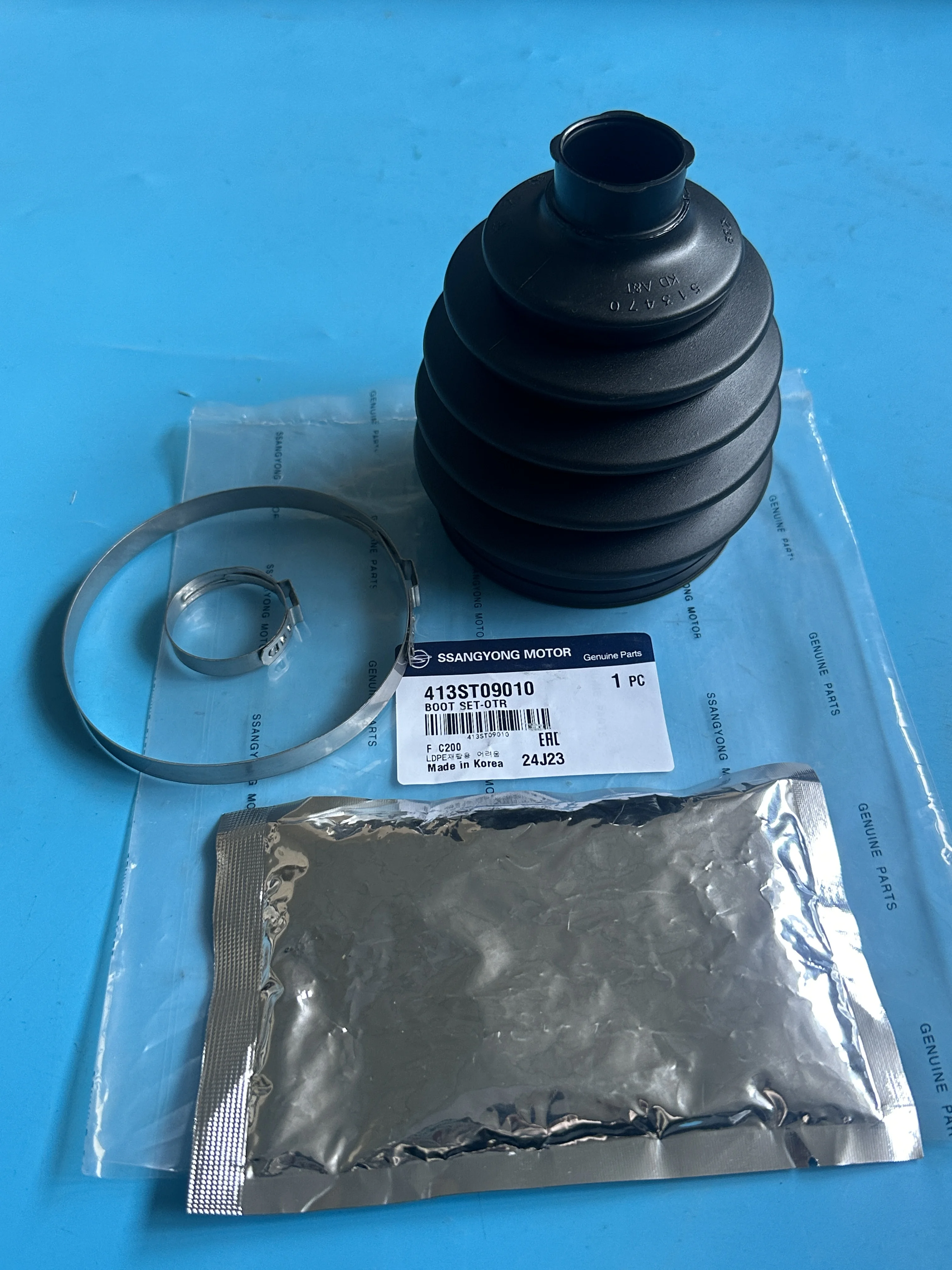 

Axle Shaft Outter Boot Set 413ST09010 For Ssangyong Actyon Kyron Rexton Actyon Sports Actyon Sports II