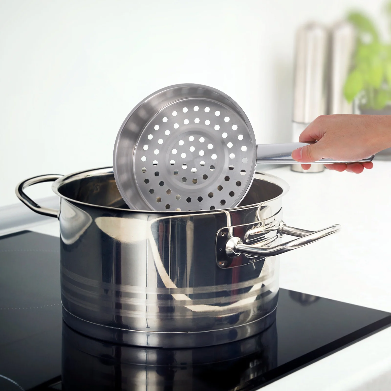 

Stainless Steel Large Hole Cold Shrimp Strainer Ladle Multi-Function Skimmer Spoon for Hot Pot Fried Foods Boiling Noodles Deep