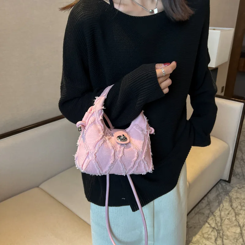 

2025 new spring and summer niche design women's bag new popular hundreds of crossbody bag fashion diamond canvas handbags