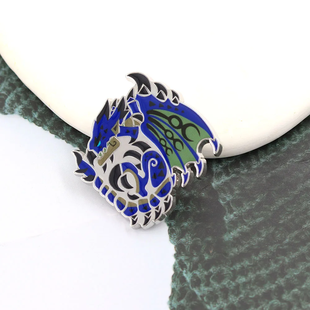 Monster Hunter Azure Rathalos Icon Emaille-Pin Wyvern-Abzeichen Monster Hunter World Rise Merch Gamer Anstecknadel Schmuck Geschenk für Fans – Detail 11
