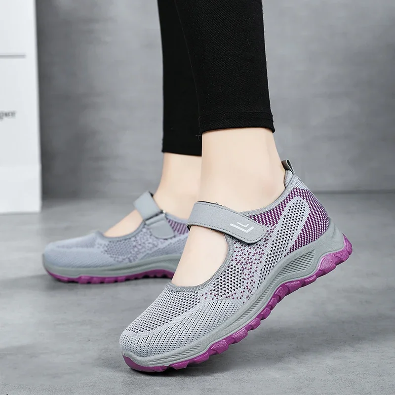 Spring Mesh Shoes for Women\'s Outdoor Breathable Flat Bottomed Lightweight Hiking Comfort Casual Tennis Vulcanized Shoes 2024