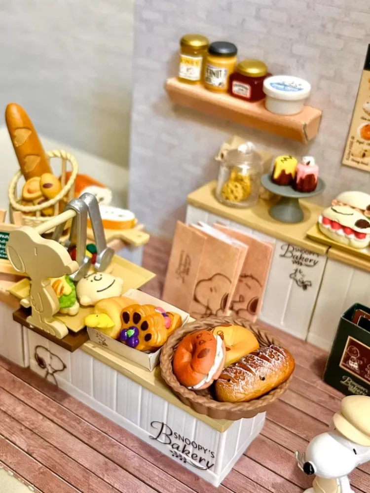 Véritable boîte entière Re-Ment Snoopy modèle Miniature couronne café boulangerie Restaurant occidental rencontre boîte aveugle Collection